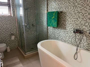 4 Bedroom Apartment