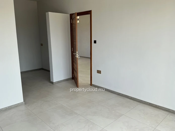 Villa Contemporaine 2026 de 270 m² sur 9.5 Perches | Rooftop Vue Montagne & Piscine Privée | Proche Balaclava & 7 km ...