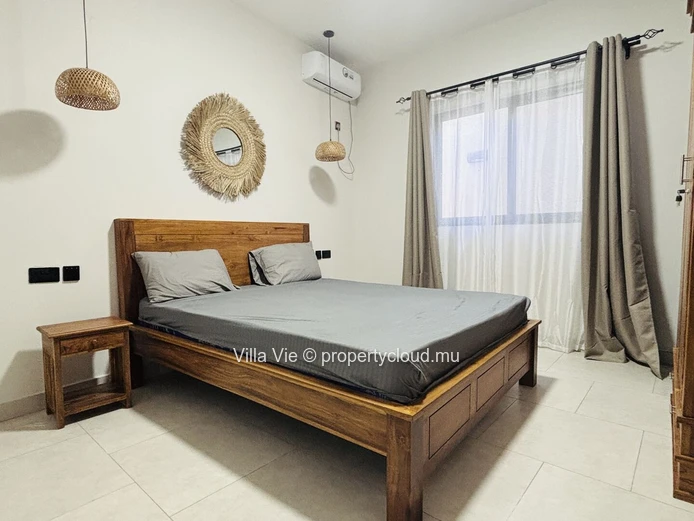 Péreybère - Charmant duplex de 4 chambres avec piscine et garage