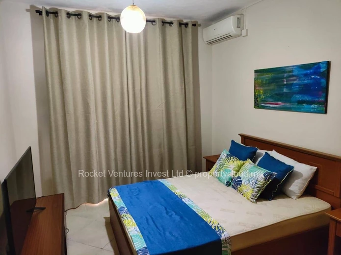 Location: Appartement 3 chambres, 2 salles de bains à Pereybere, Grand Baie - Piscine et Front de mer