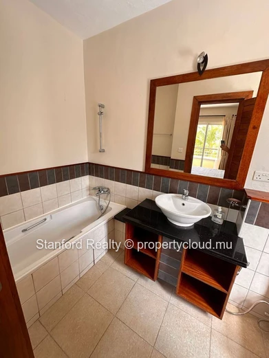 Belle maison de ville de 3 chambres à louer à Bain Boeuf, nord de l’île Maurice.