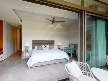 5 Bedroom Villa