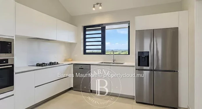 BELLE VUE - Brand New Executive Home - 3 Bedrooms