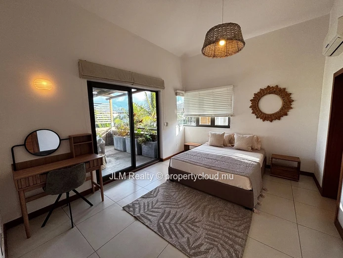 Superbe penthouse à louer à deux pas de la plage de La Preneuse, Rivière Noire, Île Maurice