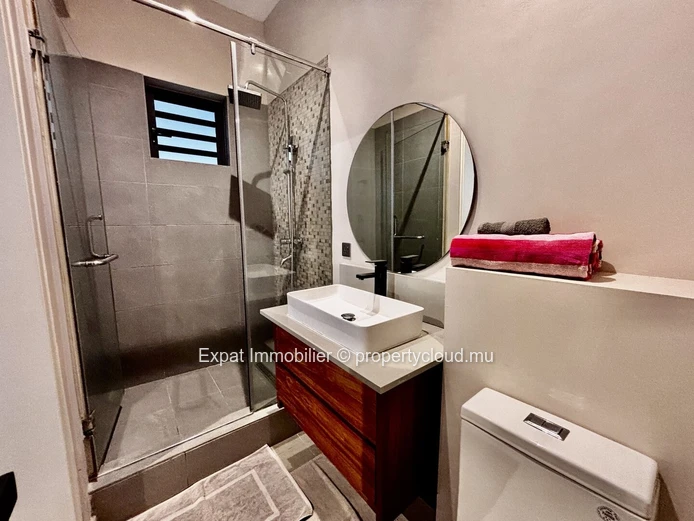 Appartement 2 Chambres En Suite Avec Piscine En Résidence Sécurisée – Péreybère