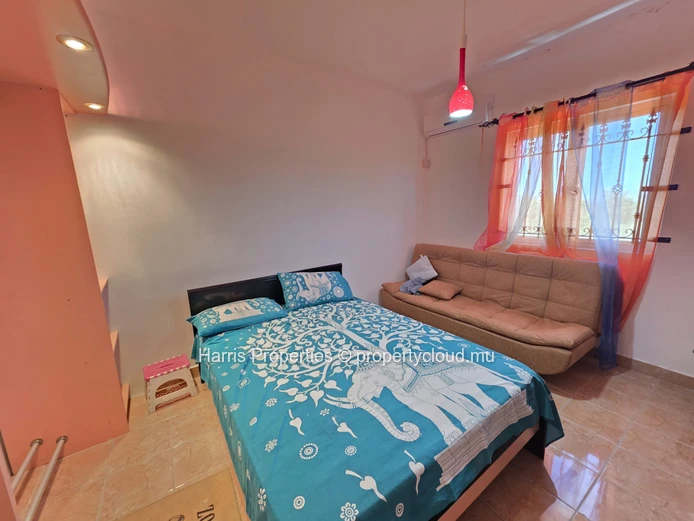 Triplex à vendre à Grand Gaube – Résidence sécurisée
