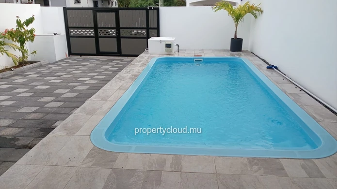 À louer – Villa neuve avec piscine au cœur de Grand Baie