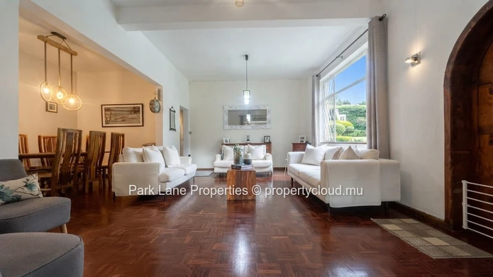 Modern single level house in Curepipe