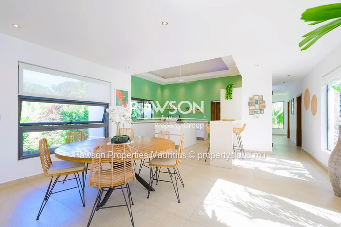 Villa 4 Chambres | Piscine Et Jardin | Pereybere | Accessible Aux Étrangers | €
