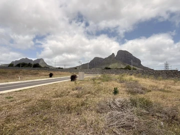 Commercial Land