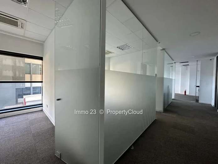 Bureau - 583m2 - Eb00e8ne - Ref. BU98174LO