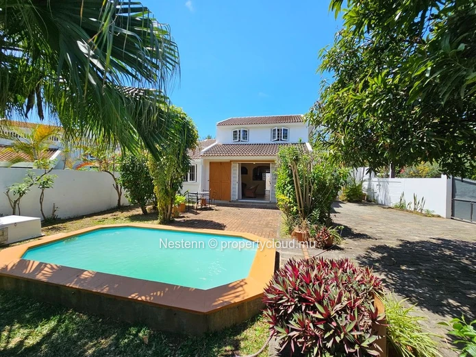 Maison de 3 chambres avec piscine privée à quelques pas de la plage