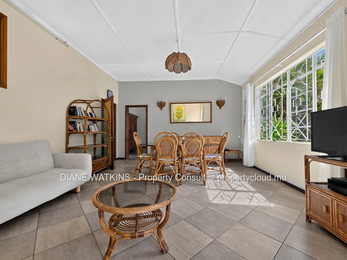 Villa 5 chambres avec piscine privée à vendre à Grand Gaube