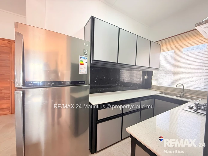 Exceptional Apartment, Steps from Flic en Flac beach
