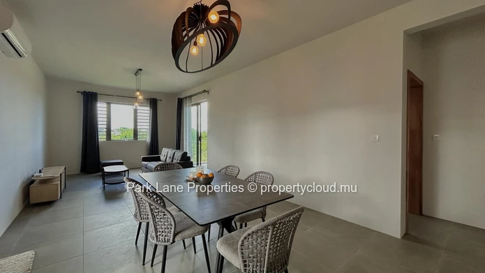 Appartement moderne de 3 chambres à vendre près de toutes les commodités