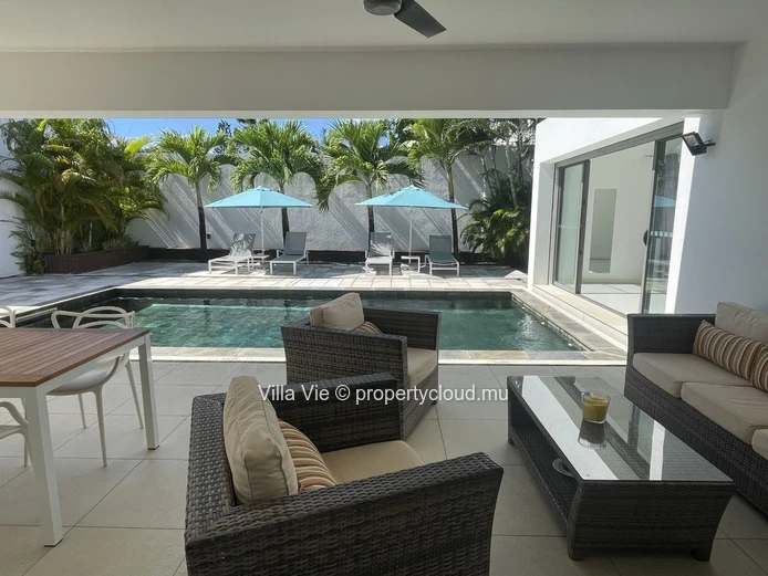 Péreybère - Magnifique villa de 4 chambres avec piscine privée