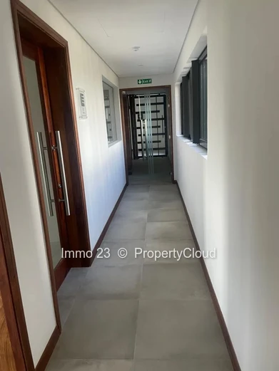 Office - 50.18m2 - Moka - Ref. BU92004LO