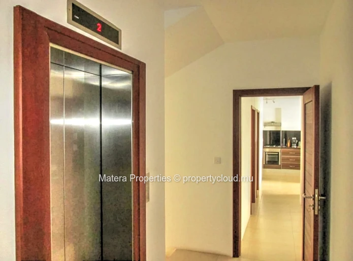 Superbe appartement de 110m² à Flic en Flac avec piscine commune et parking sécurisé - Entièrement meublé et proche d...