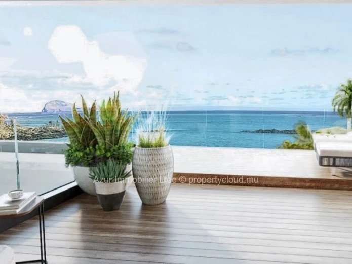 GRAND GAUBE (NORTH): Exclusive beachfront villas (650m2)