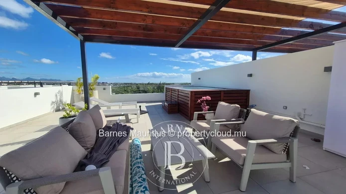 PEREYBÈRE - Splendid Penthouse with Private Rooftop - 3 Bedrooms