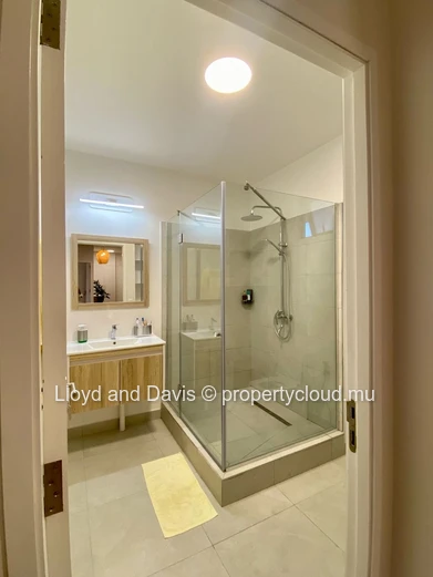 Appartement meublé de 2 chambres avec vue sur les montagnes