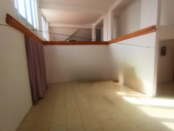 7 Bedroom House