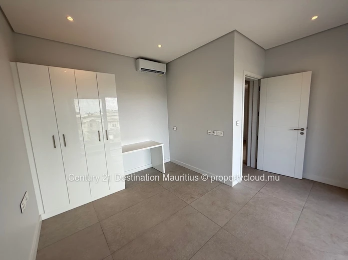 FROM USD 385,000 | Walk to the Lagoon – New 2-Bedroom Apartments