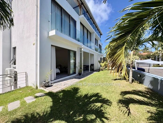 Appartement de 3 chambres avec accès mer à Blue Bay