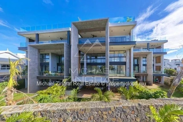 Exceptional Duplex in Pointe aux Canonniers