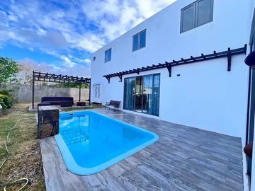 4 Bedroom Villa