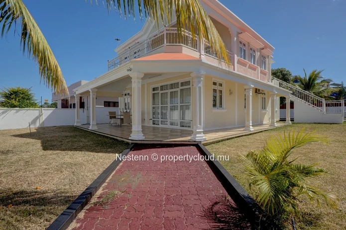 Charmante maison traditionnelle de 280 m² avec 4 chambres