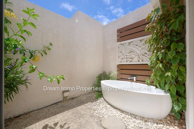 Elegant 3-bedroom villa near the sea at Clos du Littoral, Grand Baie - Mauritius