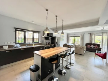 3 Bedroom Townhouse, Duplex