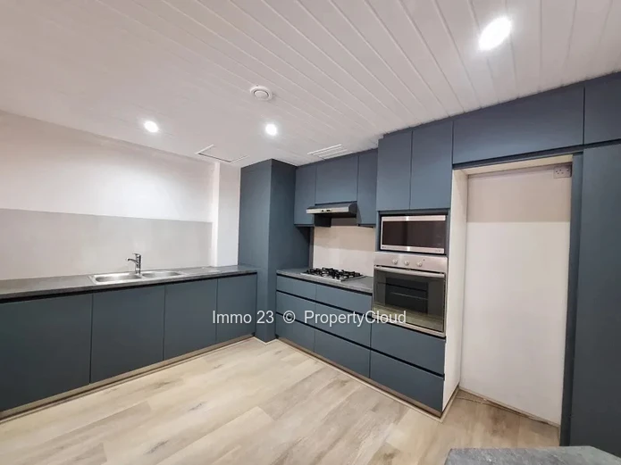 Bureau - 177m2 - Rivi00e8re Noire - Ref. BU89784LO