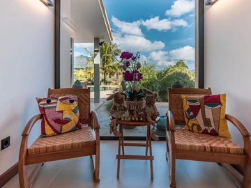 5 Bedroom Villa