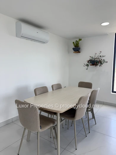 Penthouse d’exception à vendre avec piscine privée sur le rooftop ???????