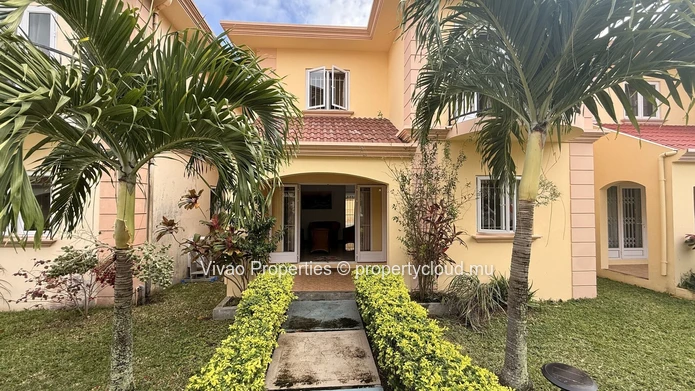 4-Bedroom Furnished Duplex for Rent in Pereybere with Pool - Rs 60,000 per month