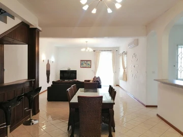3 Bedroom Townhouse, Duplex