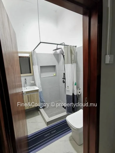 À louer – Studio meublé en coliving à Quatre Bornes