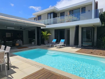 4 Bedroom Villa