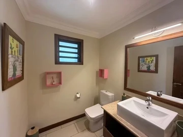 4 Bedroom Villa