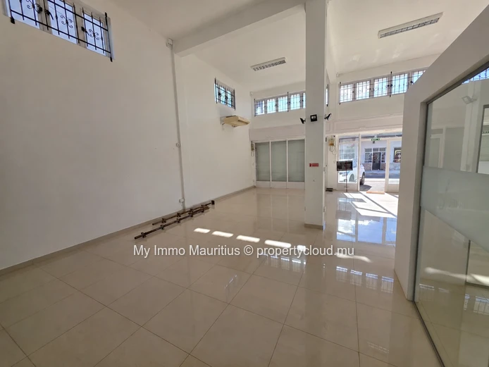 Prime location Commercial Space 160 sqm– Grand Baie