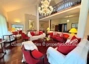 Colonial Elegance Meets Modern Functionality – Moka, Gentilly