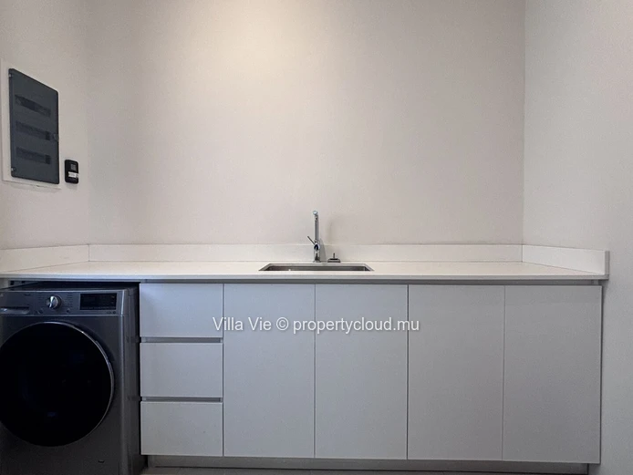 Belle Vue - New 3-bedroom house with swimming pool