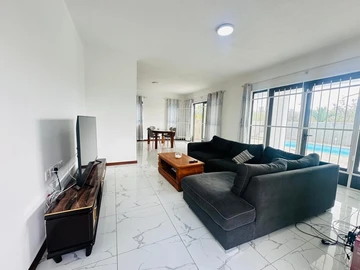 4 Bedroom Villa