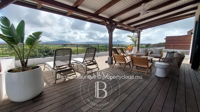 POINTE D'ESNY – Luxury Penthouse Overlooking Nature with Jacuzzi – 3 Bedrooms