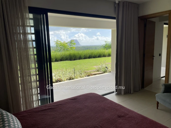 For Rent – Magnificent Luxury Villa in Domaine de Palmyre | Breathtaking Le Morne Views, West Coast of Mauritius