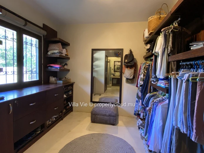 Grand Gaube - 4-bedroom family home with swimming pool and independent studio