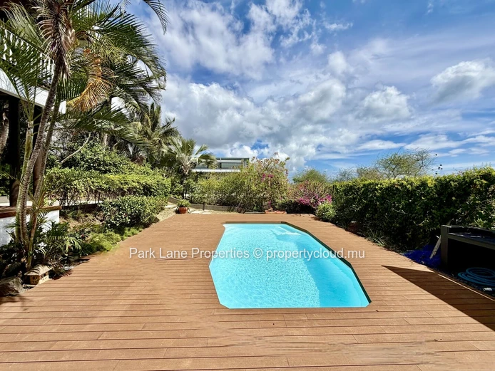 Maison de caractère avec vue superbe sur le Morne