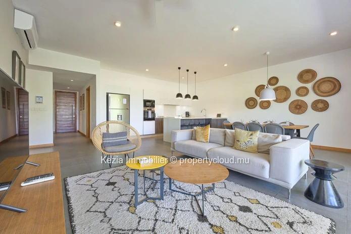 Contemporary Apartment With Large Terrace And Private Garden